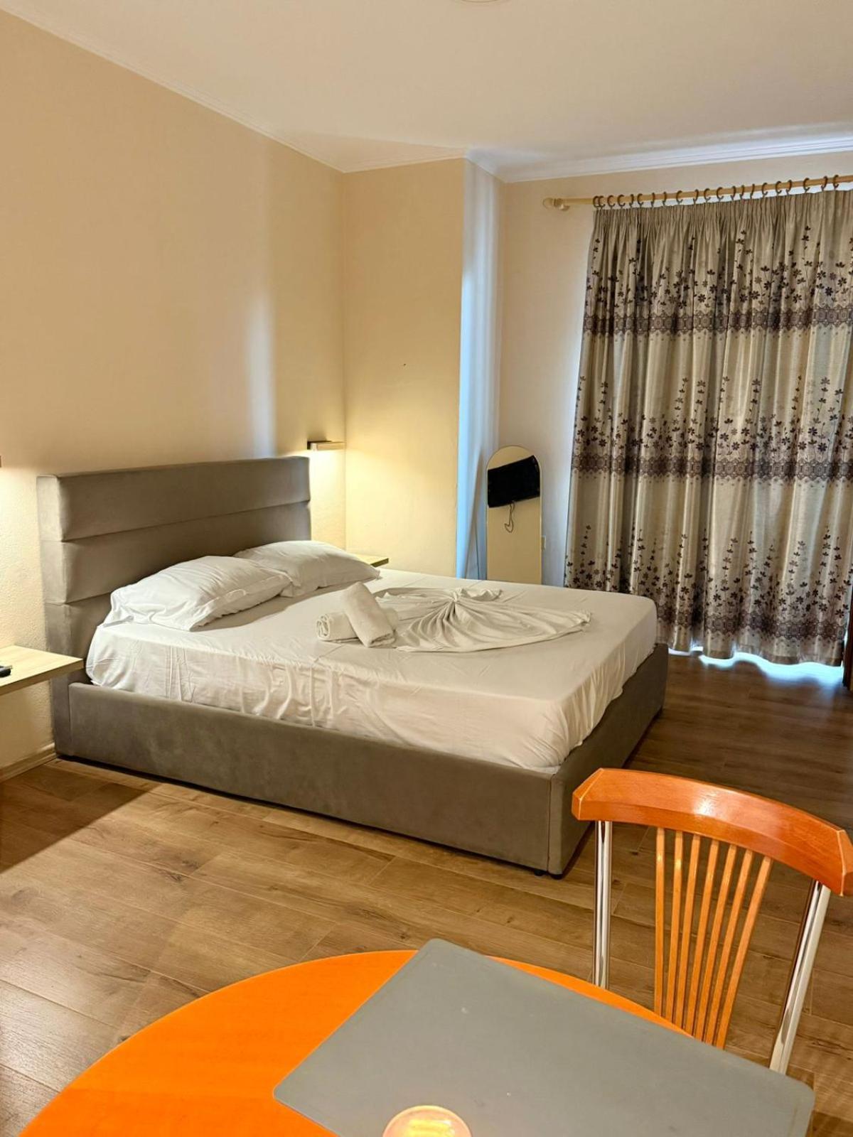 Nest&Rest Studios Tirana Buitenkant foto